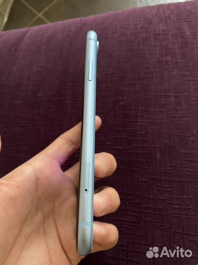 Телефон iPhone xr