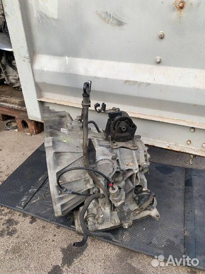 Коробка передач Ниссан Икстрейл T30 QR20DE 4WD 2.0