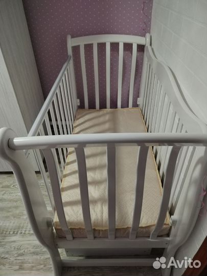 Детская кроватка с маятником и ящиком luiza 3