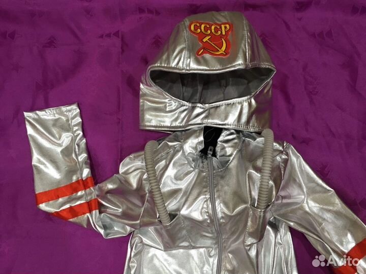 Инопланетянин, космонавт, штурмовик