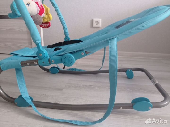 Шезлонг детский бу