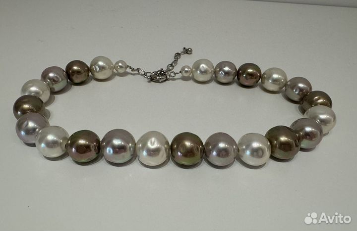 Ожерелье из искусственного жемчуга