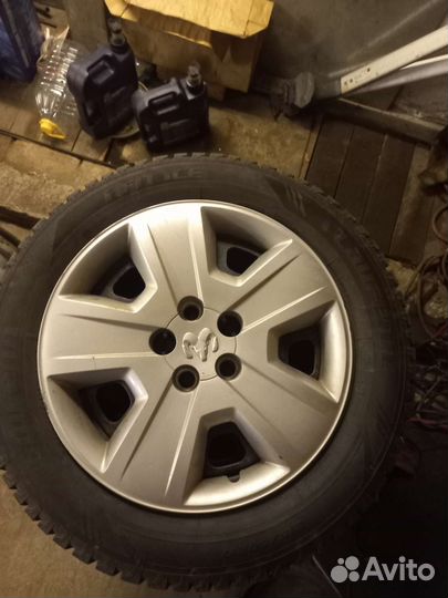 Laufenn I Fit Van 215/60 R17