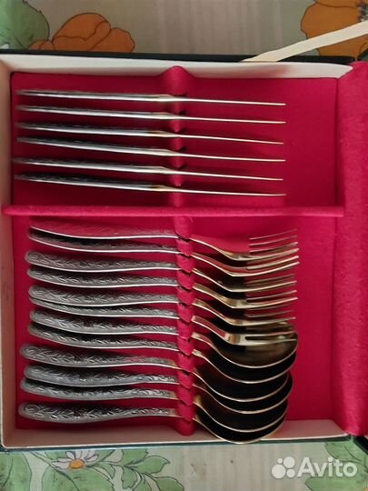 Набор столовых приборов 