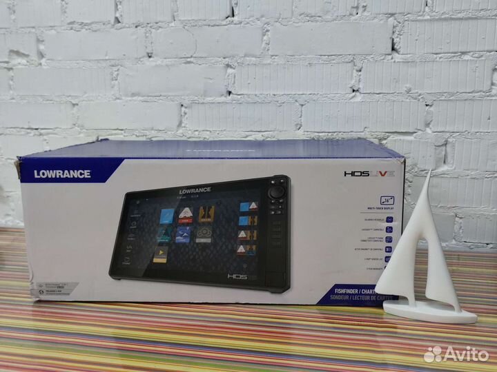 Эхолот lowrance HDS 16 Live 3 1