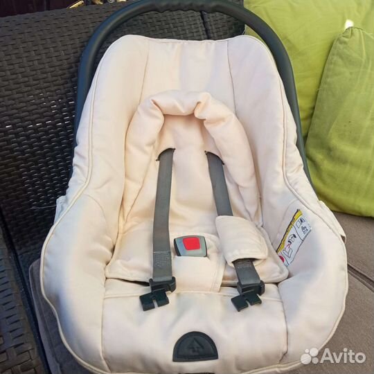 Переноска для детей в машину