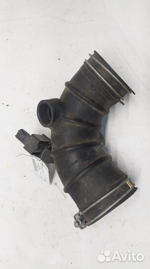 Патрубок воздухозаборника toyota Estima ACR30W