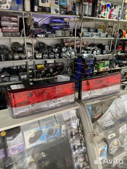 Задние стопы на ваз 2114 полоса красная