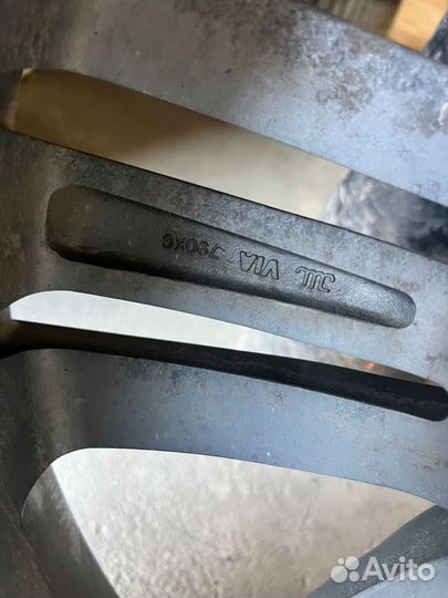 Колеса на infiniti r20