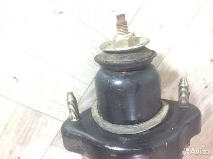 Амортизатор стойка задний Mitsubishi Lancer 10