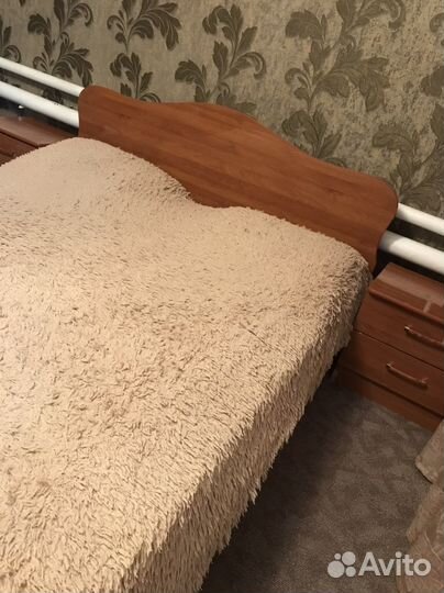 Спальный гарнитур бу