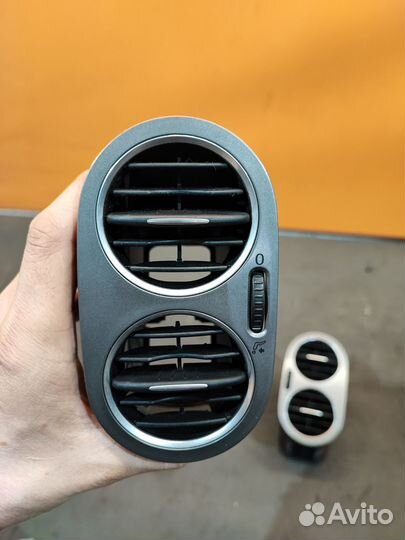 Дефлектор салона передний Volkswagen Tiguan 5N1