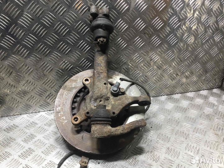 Ступица передняя левая Mitsubishi Space Gear 4G63 4G63