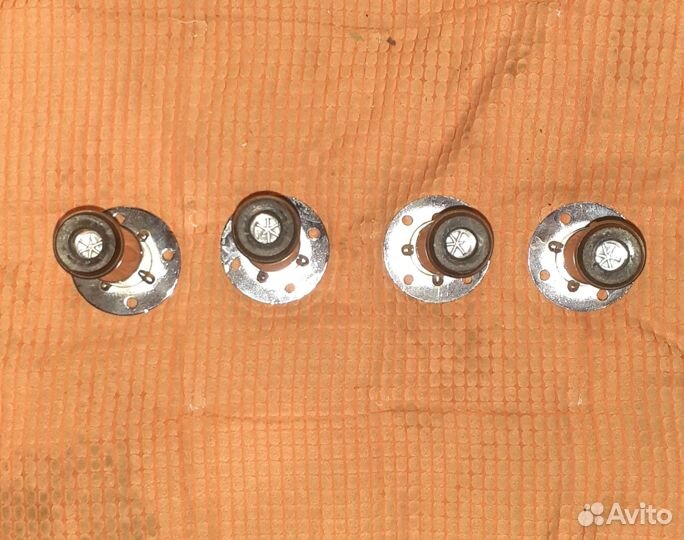 Мебельные хромированные ножки 100 мм