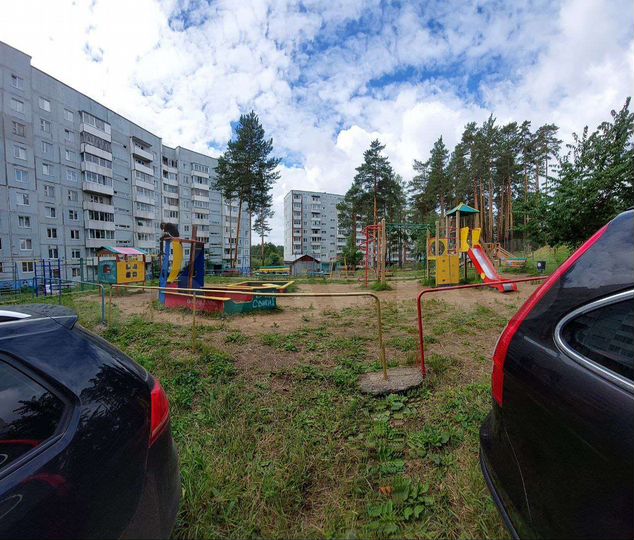 4-к. квартира, 73 м², 1/9 эт.