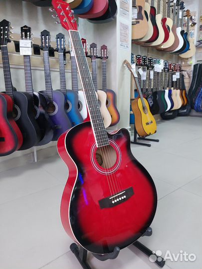 Гитара акустическая взрослая