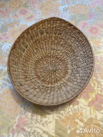 Блюдо из ротанга