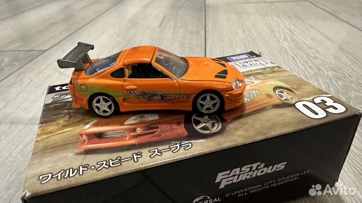 Машинка tomica toyota supra