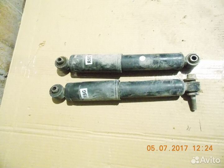 Hyundai i20 шторка безопасность АКПП и т.д