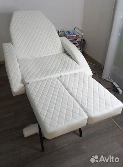 Педикюрное кресло кушетка