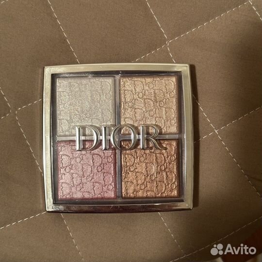 Палетка Dior backstage хайлайтер 001