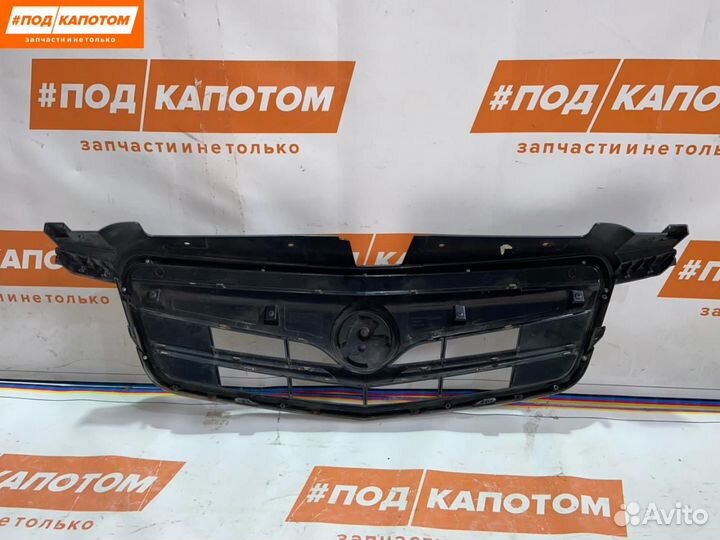 Решетка радиатора верхняя Chevrolet Cruze 2010