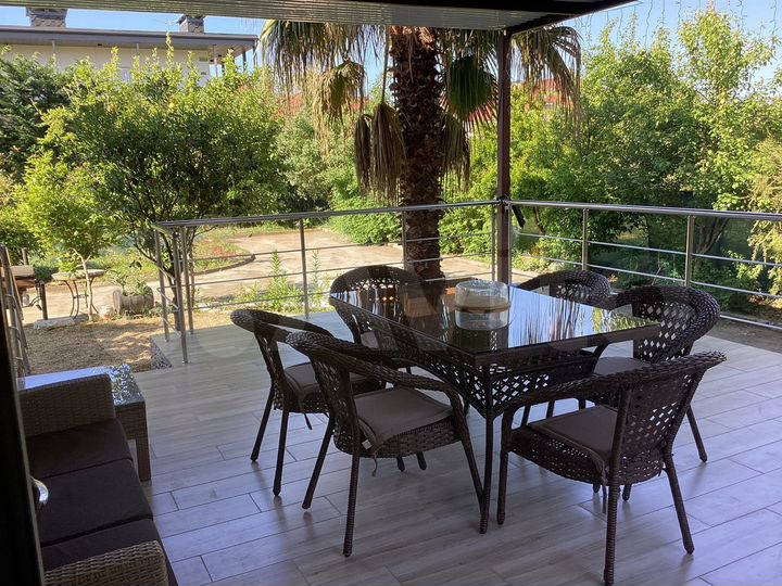 Дом 140 м² на участке 7 сот.