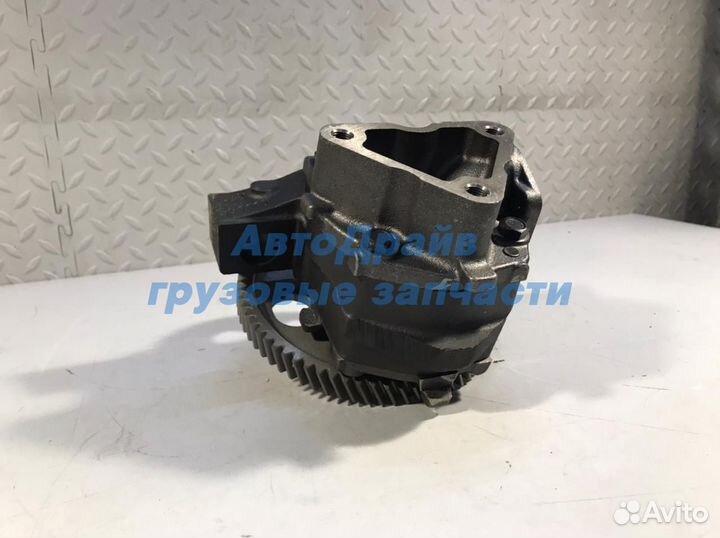 Масляный насос Ивеко 99430535