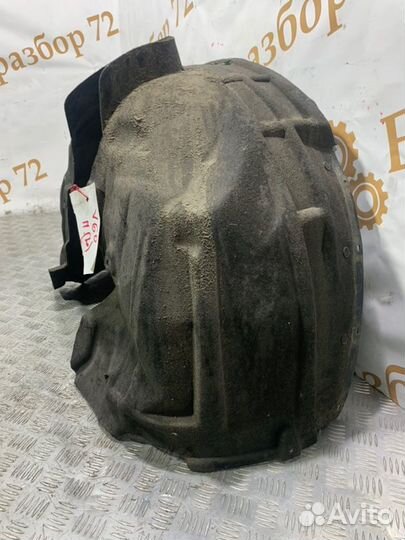 Подкрылок Volvo V60 FW48