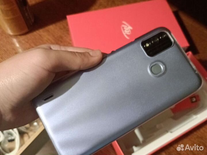 Itel A48, 2/32 ГБ
