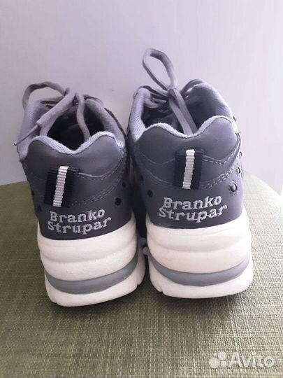 Роликовые кроссовки