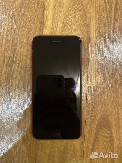 iPhone SE, 64 ГБ
