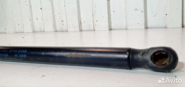 Амортизатор крышки багажника Ford Fusion