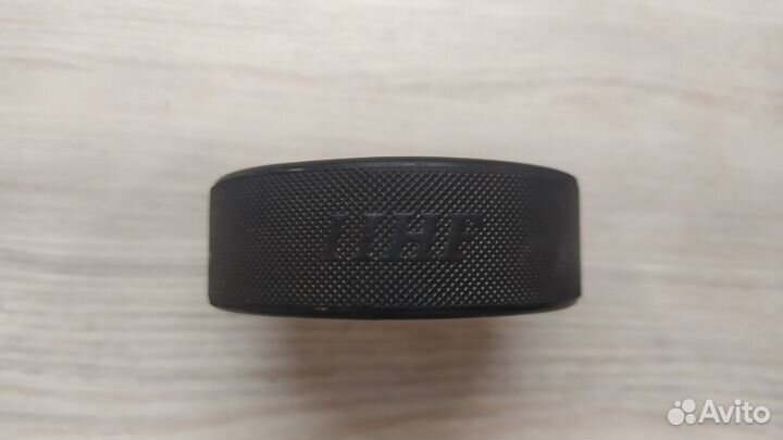 Шайба хоккейная