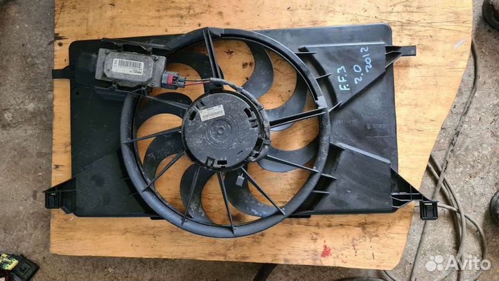 Вентилятор охлаждения Ford Focus 3