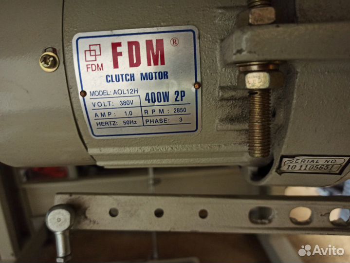 Швейная промышленная прямострочная машина vista sm