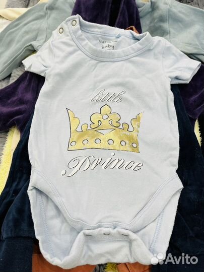 Детские вещи на грудничка