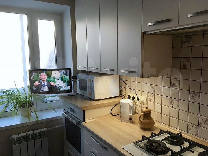3-к. квартира, 70 м², 1/3 эт.