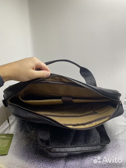 Сумка кожаная для ноутбука 17