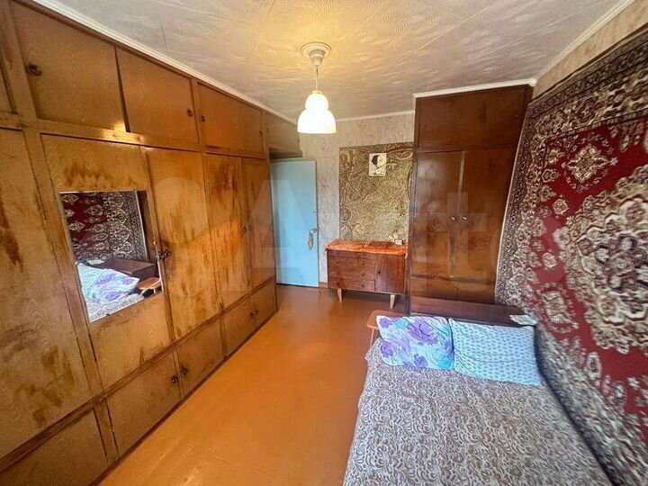 3-к. квартира, 60 м², 1/5 эт.