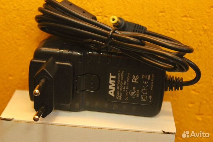 AMT Electronics DC 9/12/18V Power Adapter (новый)
