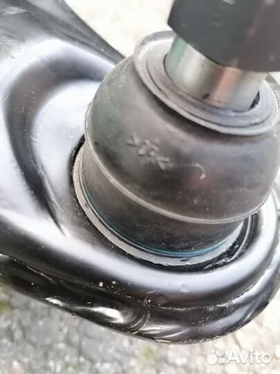 Передние рычаги для тойота ленд крузер 100