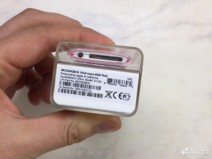 Отличный Плеер iPod nano 5 8 gb в коллекцию