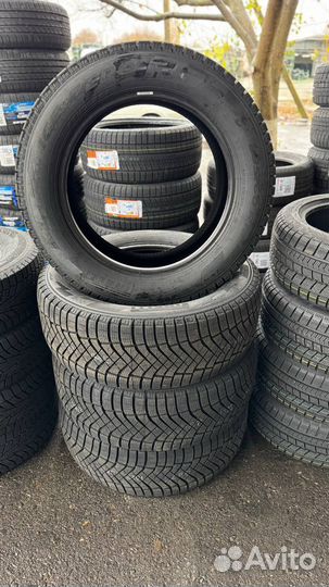 Pirelli Ice Zero FR 225/45 R19 96H