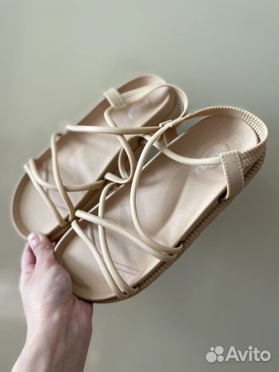 Босоножки 35 размер