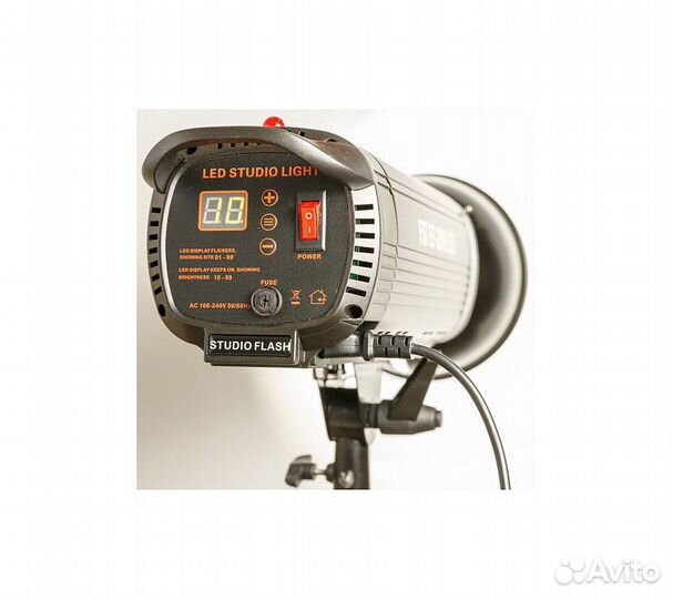 Светодиодный осветитель FST EF-200R Sun Light 5500