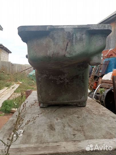 Поддон двигателя OM442 Мерседес