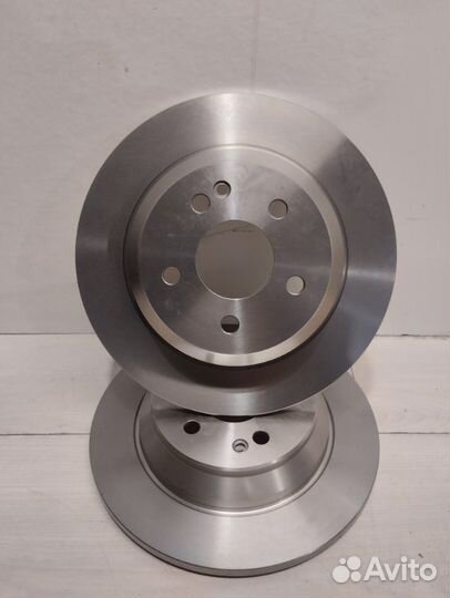 Тормозной диск задний Mercedes Vito W639 646