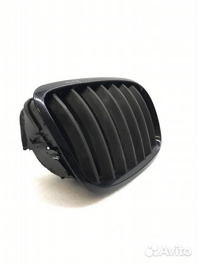 Решетка радиатора правая Bmw X5 E70 3.0 2007