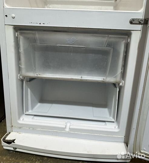 Холодильник атлант бу